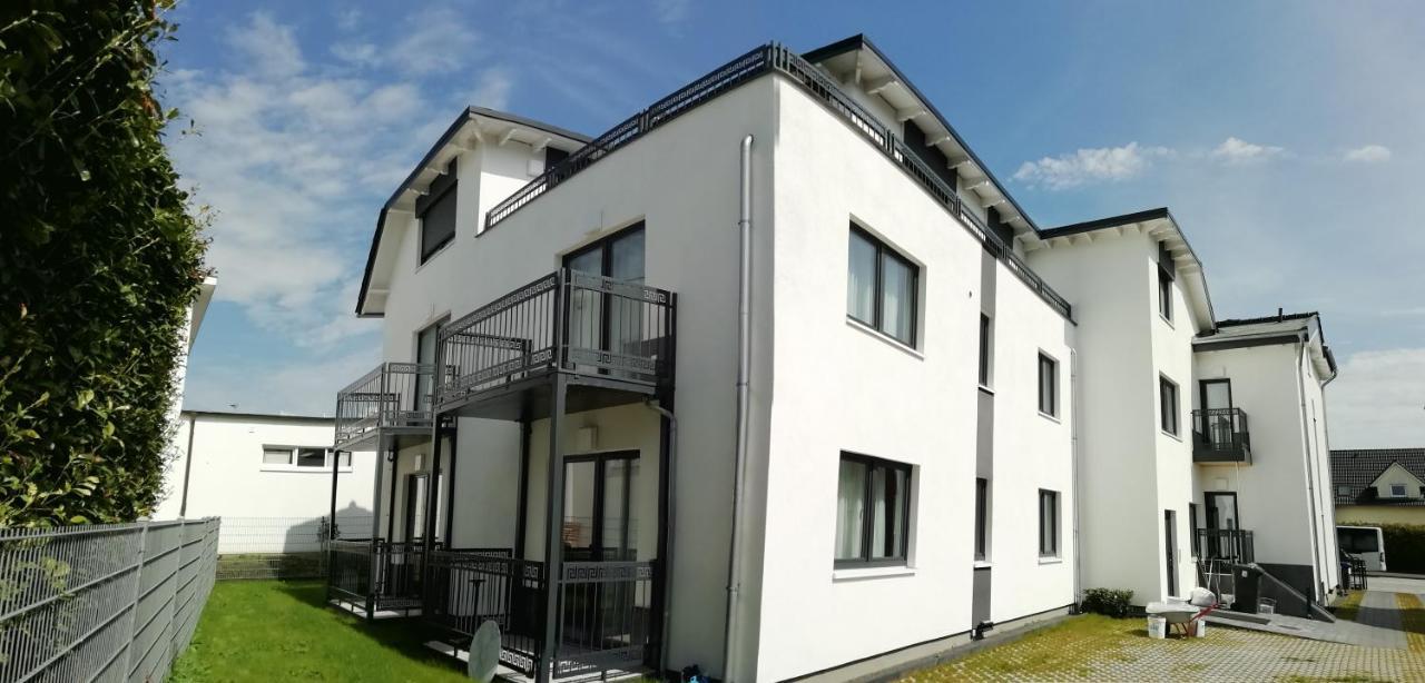 Gepflegtes Und Schoenes Ferienapartment Im Neubau Любек Экстерьер фото